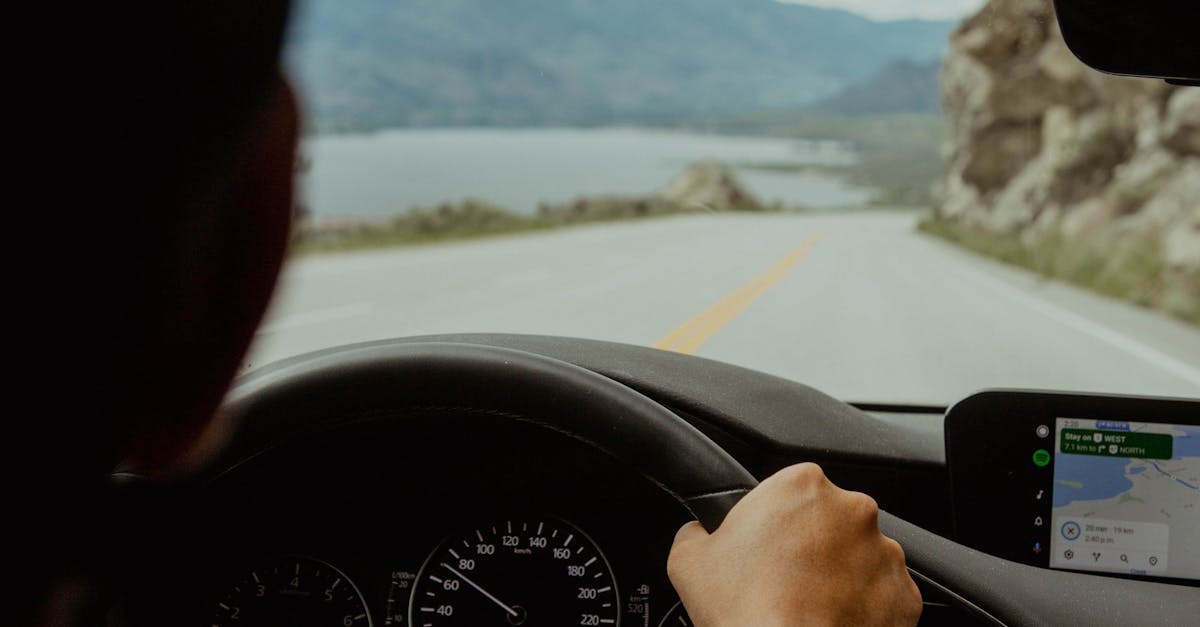 How Geographic Location Impacts Windscreen Replacement Pricing