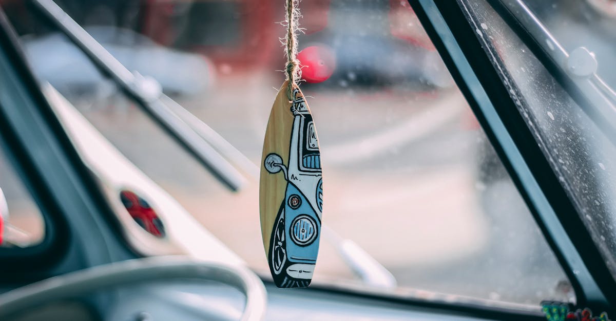 How to Choose the Right Laminated Windscreen for Your Vehicle